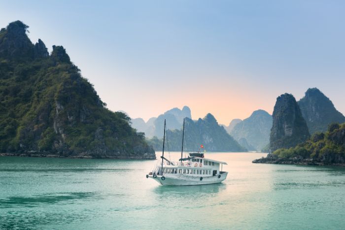 Visit Vietnam easily with Google Maps