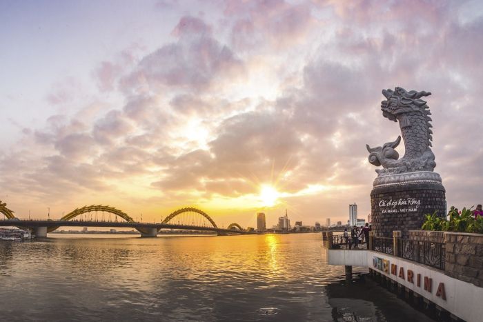 Where to visit in Vietnam in April for sun at Easter? Da Nang: bright beaches and gentle spring weather