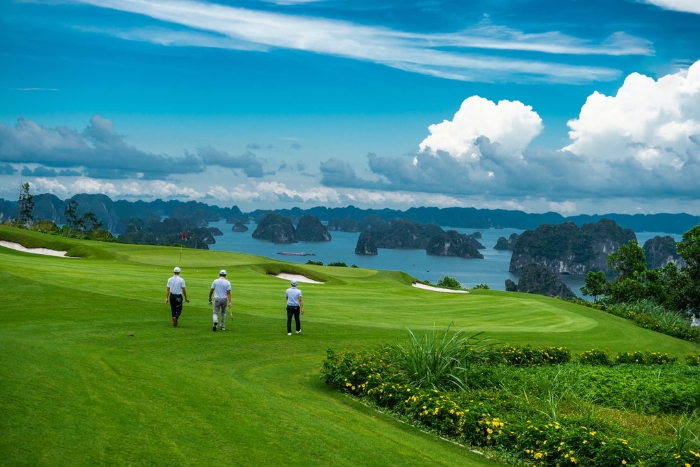 Breaktaking beauty of FLC Halong Bay golf course