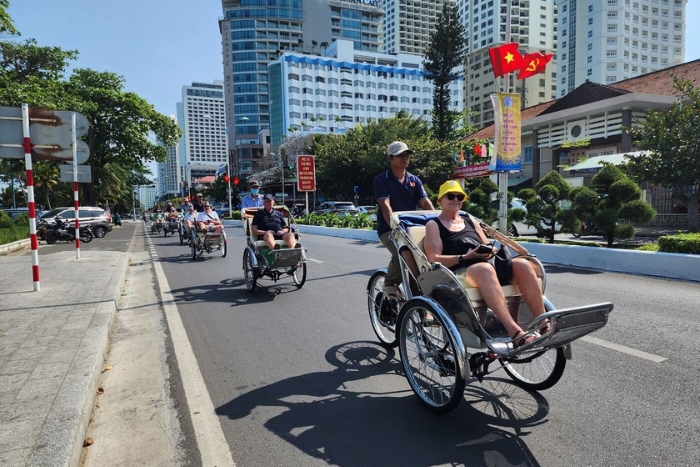 Strolling through Nha Trang streets: discovering everyday life in the city