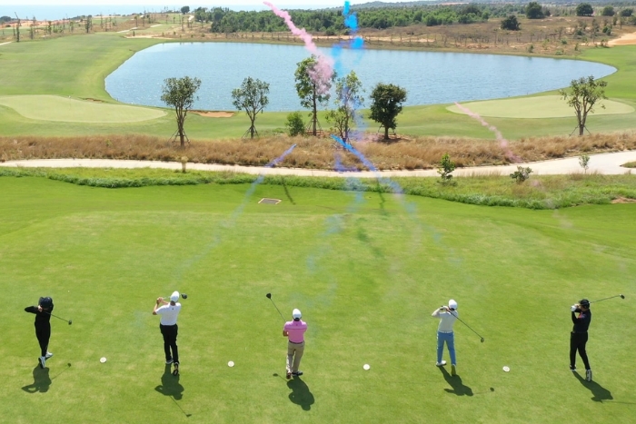 Find the best experinece in your 4-day Phan Thiet golf tour
