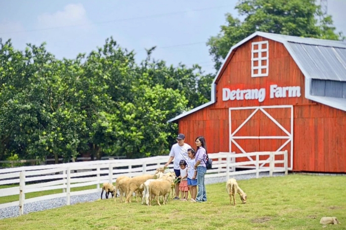 Why is a farm weekend in Vietnam a perfect escape ?