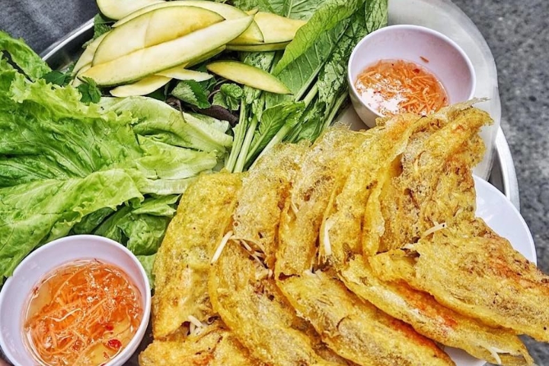  Taste Northern Vietnam’s unique bánh xèo style